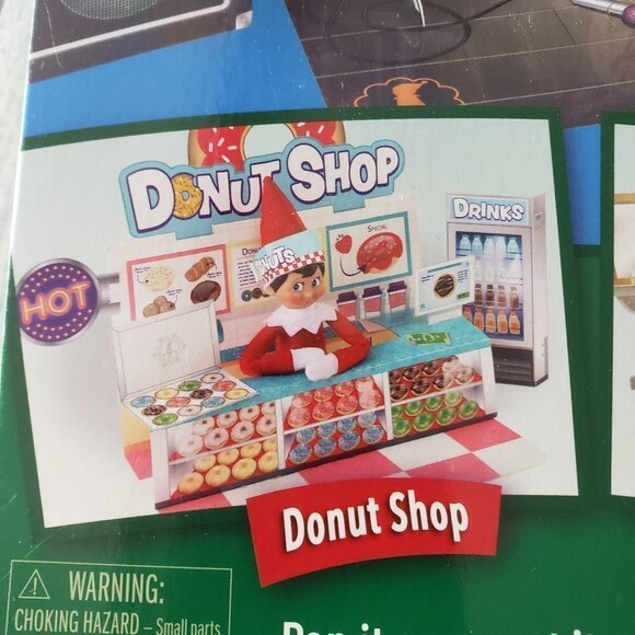 NWT - Elf On The Shelf Elves at Play Insta-Moment Pop-Ups Elves Scenery - Picture 2 of 7